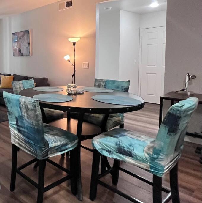 Mdr 2 Bd 2ba Oasis Poolview,spa,gym Apartamento